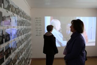 Prefab portraits and films at the Prefab Museum | Elisabeth Blanchet